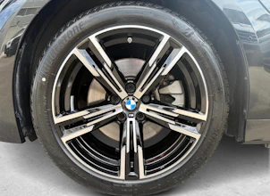 Fahrzeugbild BMW 330e xDrive Touring M Sport