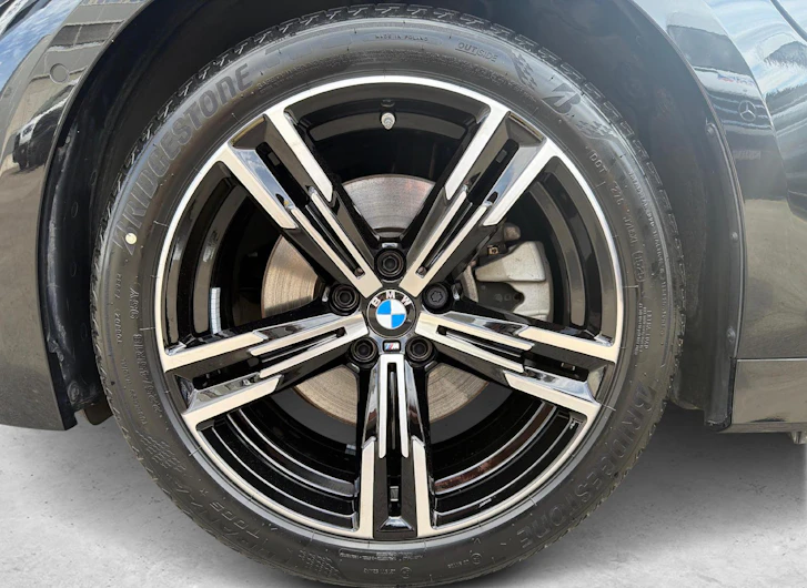 Fahrzeugbild BMW 3 SERIES