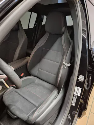 MERCEDES-BENZ GLB 220 4Matic