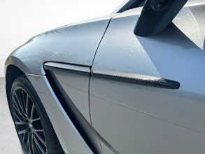 https://vehicle.imgix.net/4384317/698ab66e-907d-41e0-b75c-02c3ec2223ed.jpg