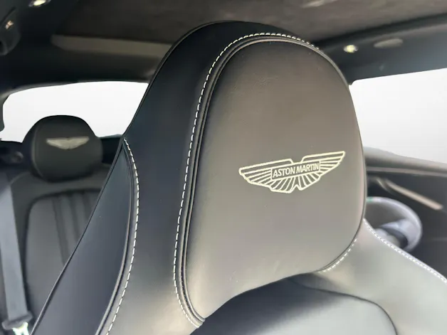 Aston Martin DBX 707 4.0 V8 Bi-Turbo