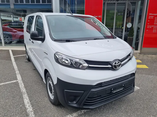 Toyota PROACE Van L1 75KWh Active