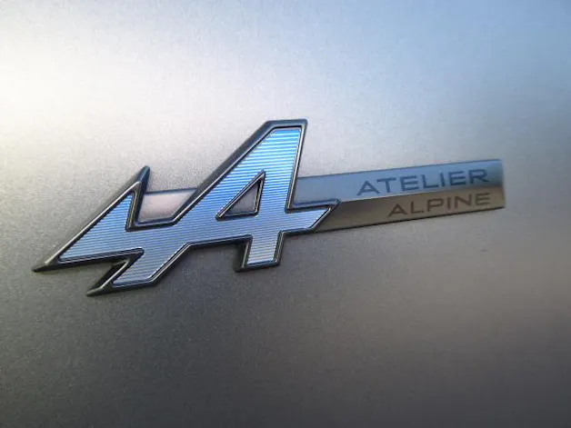 RENAULT Rafale 1.2 E-Tech Plug-in Atelier 4x4
