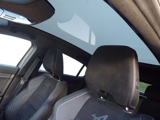 RENAULT Rafale 1.2 E-Tech Plug-in Atelier 4x4