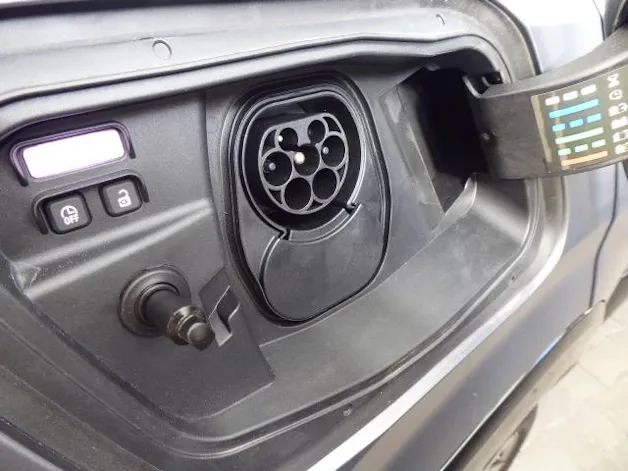 RENAULT Rafale 1.2 E-Tech Plug-in Atelier 4x4