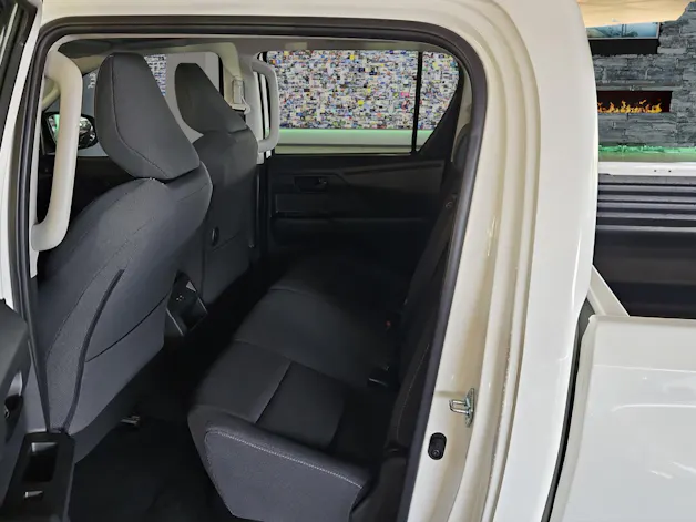 Toyota Hilux Double Cab.-Pick-up 59KWh Comfort
