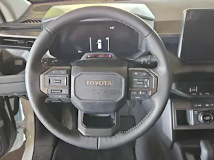 Toyota Hilux Double Cab.-Pick-up 59KWh Comfort