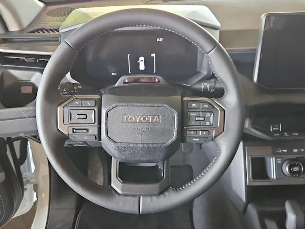 Toyota Hilux Double Cab.-Pick-up 59KWh Comfort