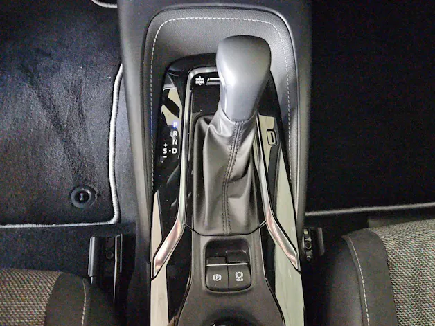 Toyota Corolla Touring Sports 2.0 HSD Swiss Edition