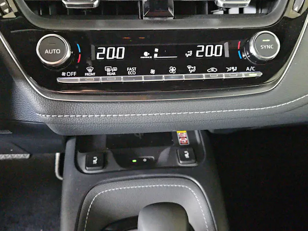 Toyota Corolla Touring Sports 2.0 HSD Swiss Edition