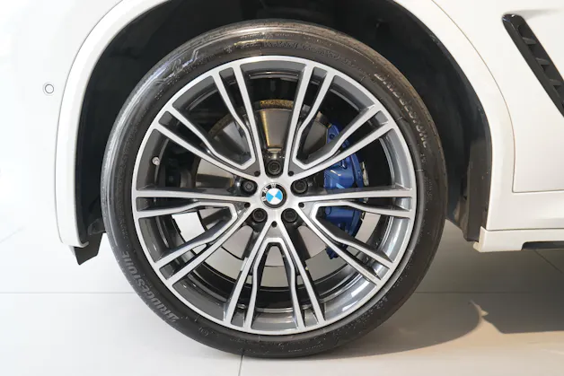 BMW X3 M40i