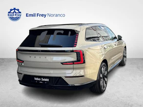 https://vehicle.imgix.net/4384414/989c9b9c-b68d-496e-9a48-d9ee165c00a6.jpg