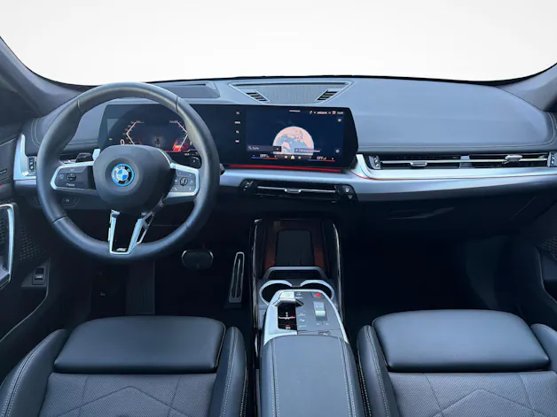 BMW X1 30e xDrive paddles