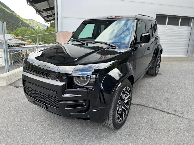 Land Rover Defender 110 4.4 V8 Octa Black