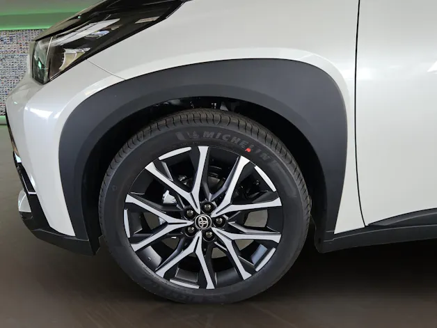 Toyota Aygo X 1.5 VVT-i HSD GR Sport