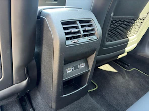 Fahrzeugbild PEUGEOT 308 SW 1.2 Hybrid GT