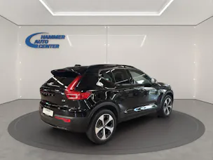 Volvo XC40 2.0 B3 MH Plus Dark