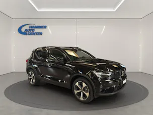 Volvo XC40 2.0 B3 MH Plus Dark
