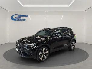 Volvo XC40 2.0 B3 MH Plus Dark