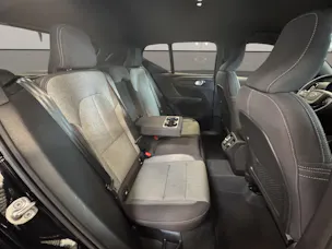 Volvo XC40 2.0 B3 MH Plus Dark