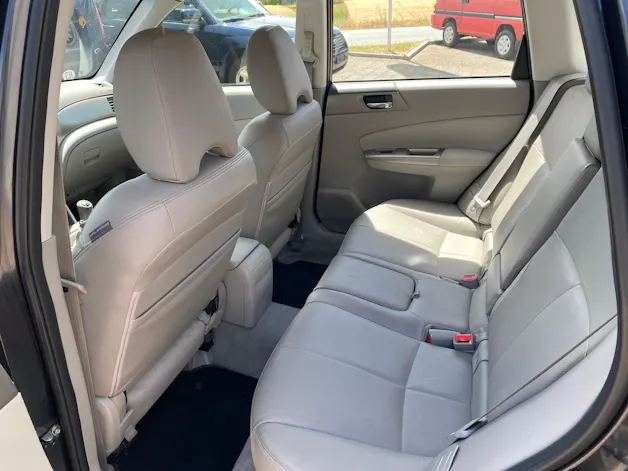 Subaru Forester Station 2.0 X Swiss