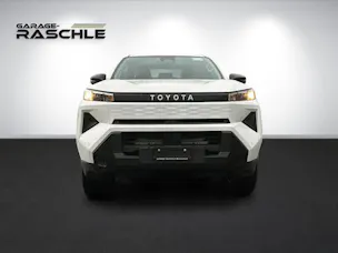 Toyota Hilux Double Cab. Alubrücke 59KWh Comfort mit Anhängerkupplung