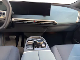 BMW iX xDrive40
