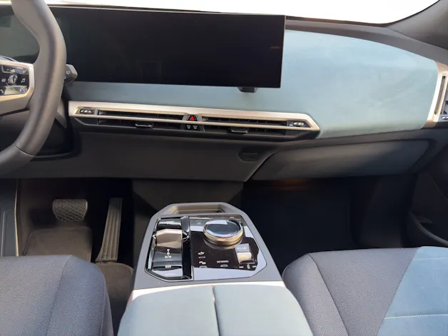 BMW iX xDrive40
