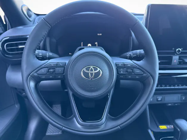 Toyota Yaris Cross 1.5 VVT-i HSD Premium AWD-i
