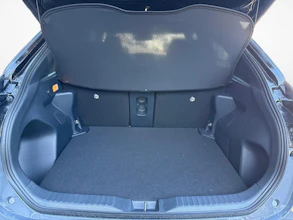 https://vehicle.imgix.net/4384556/f9a4e518-7a03-44e7-9045-8e4e12e527b3.jpg