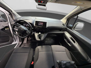 https://vehicle.imgix.net/4384585/12f1935a-3873-4c43-a434-e4257662cd51.jpg