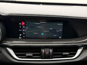 https://vehicle.imgix.net/4384587/49c5dcae-38dd-4978-8f50-c4a041a3ffe0.jpg