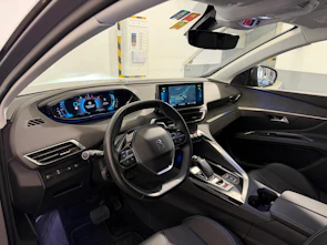 Fahrzeugbild PEUGEOT 3008 1.6 Plug-in Hybrid Allure Pack
