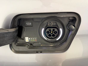Fahrzeugbild PEUGEOT 3008 1.6 Plug-in Hybrid Allure Pack