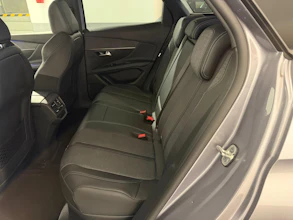 https://vehicle.imgix.net/4384599/c6990a8b-b77f-4308-aeaa-d84bfa6adbe4.JPG