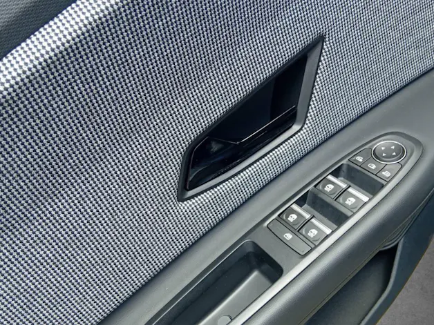 Renault R4 E-Tech Comfort Range iconic