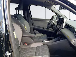 Renault R4 E-Tech Comfort Range iconic