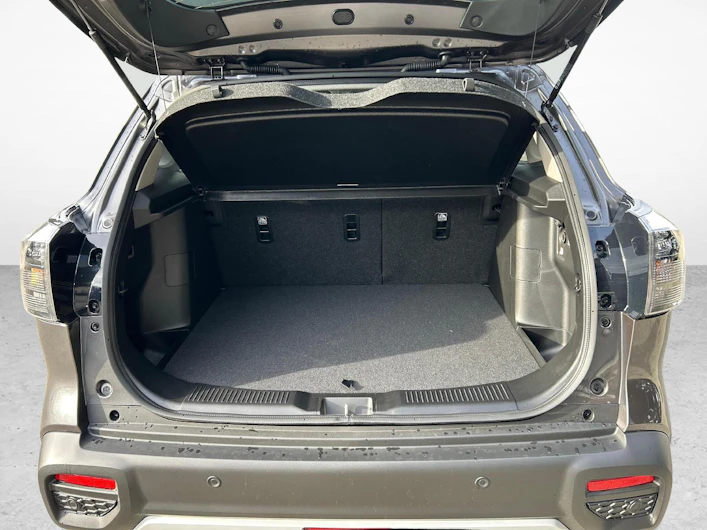 Fahrzeugbild SUZUKI S-CROSS