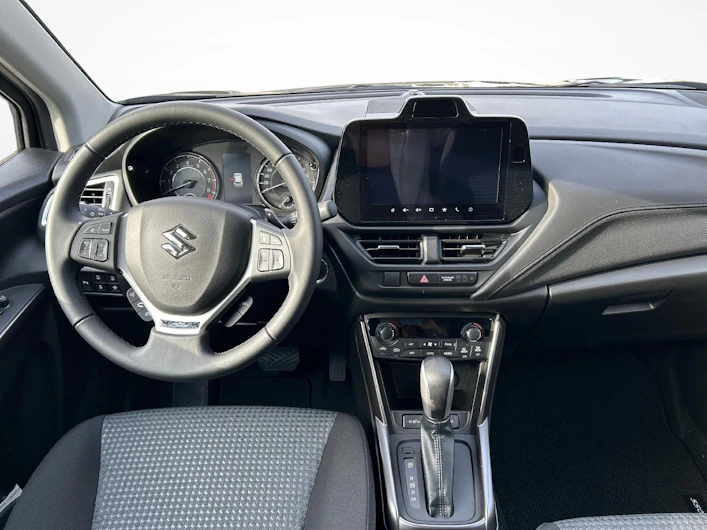Fahrzeugbild SUZUKI S-CROSS