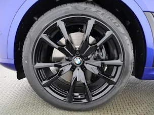 BMW X7 M60i
