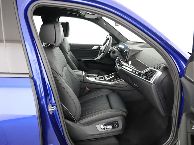 BMW X7 M60i