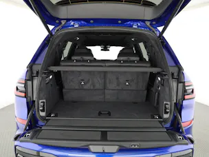 BMW X7 M60i