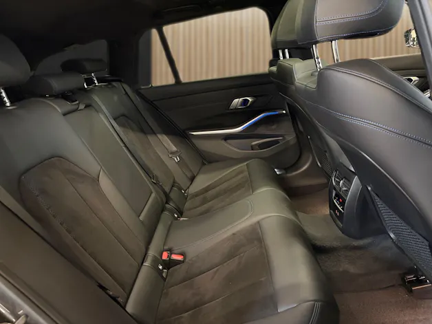 BMW 330d xDrive Touring