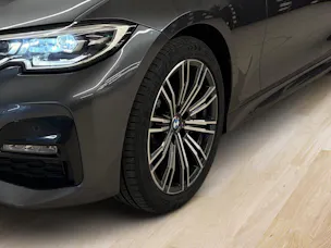 BMW 330d xDrive Touring