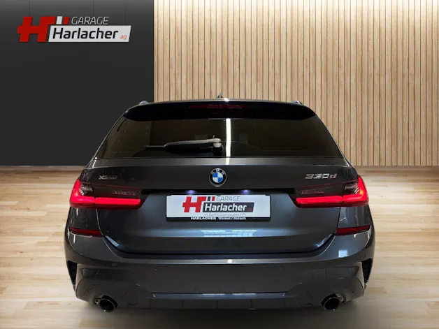 BMW 330d xDrive Touring