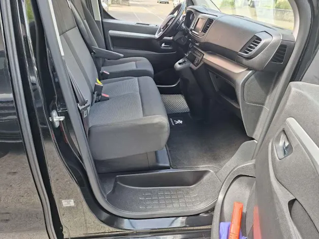Peugeot Traveller Standard 2.0 BlueHDi 180 Business S/S