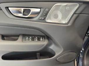 Volvo XC60 2.0 T8 TE Ultra Dark eAWD