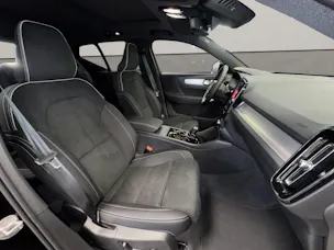 Volvo XC40 2.0 B4 MH Black Edition