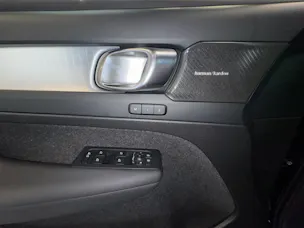 Volvo XC40 2.0 B4 MH Black Edition