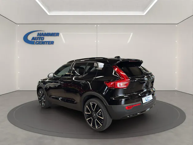 Volvo XC40 2.0 B4 MH Black Edition
